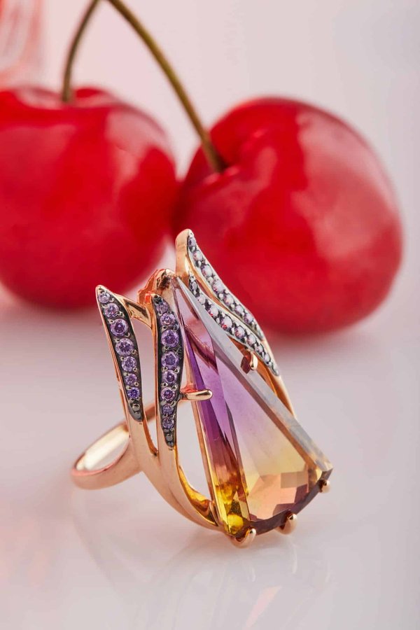 Quels sont les bijoux les plus populaires avec des pierres pour les femmes ?